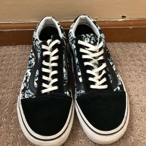 Vans barely worn